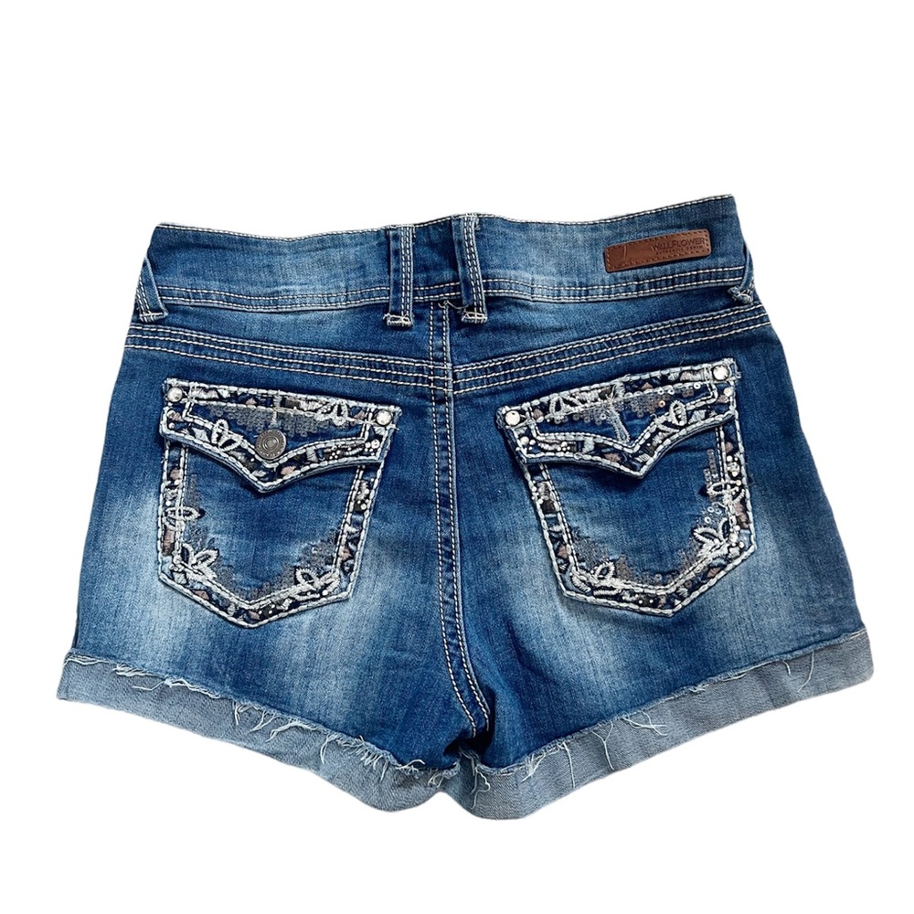 WALLFLOWER Jean Shorts Size 1 With Embellished Pockets